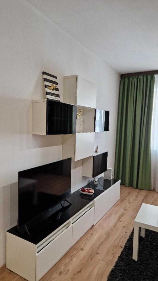 Ferienwohnung Rin Grand Sofmed Bukarest Exterior foto